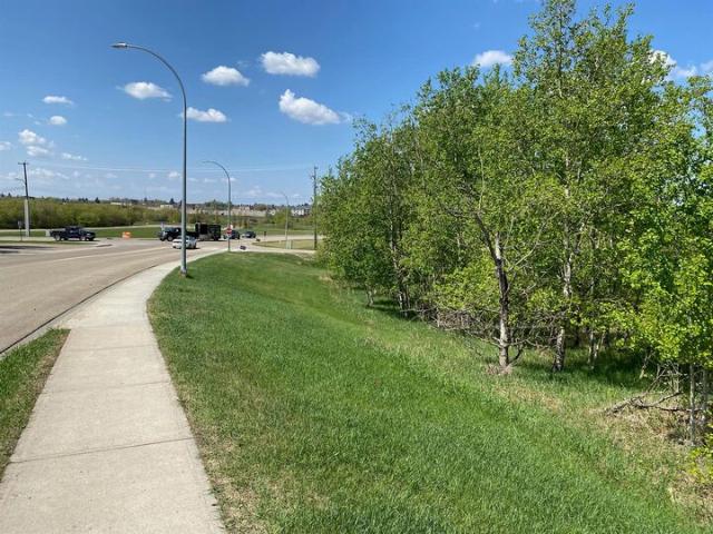 Land for sale in Ponoka, Alberta