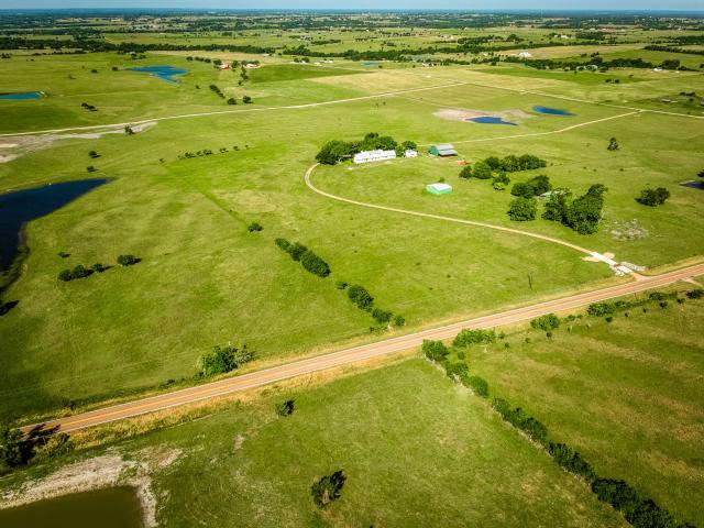 Land for sale in Burton, Texas