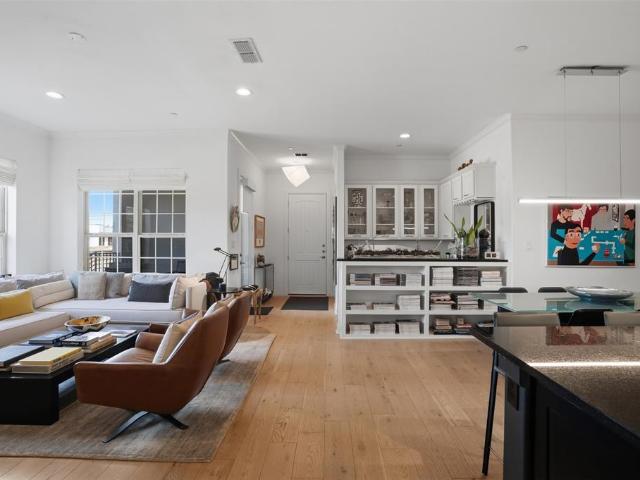 Condo for sale in Addison, Texas