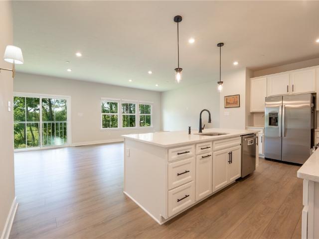 Townhouse for sale in Claridge, Pennsylvania