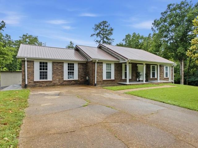 House for sale in Apison, East Tennessee