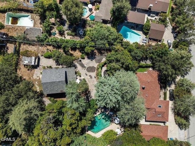 House for sale in La Canada Flintridge, California