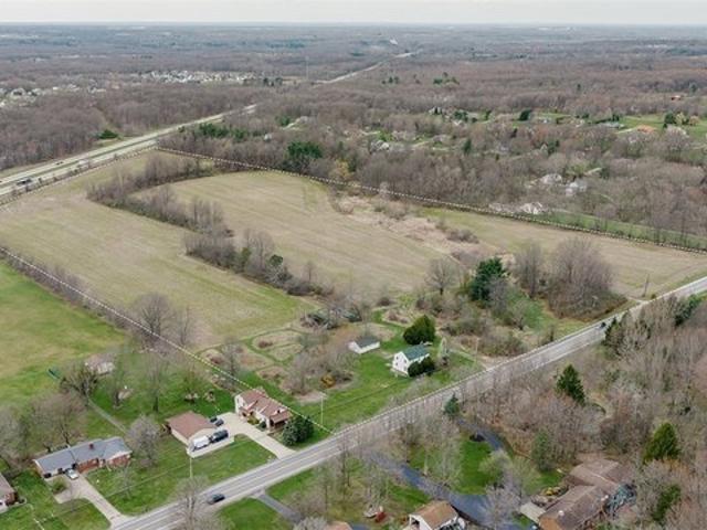 House for sale in Canfield, Ohio
