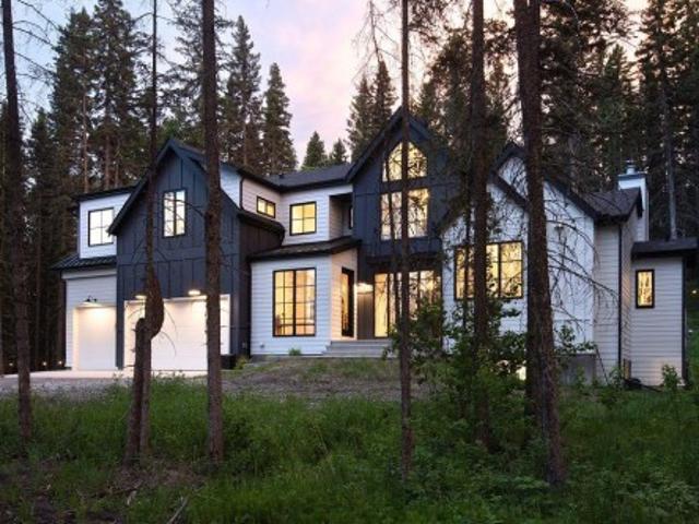 House for sale in Alberta
