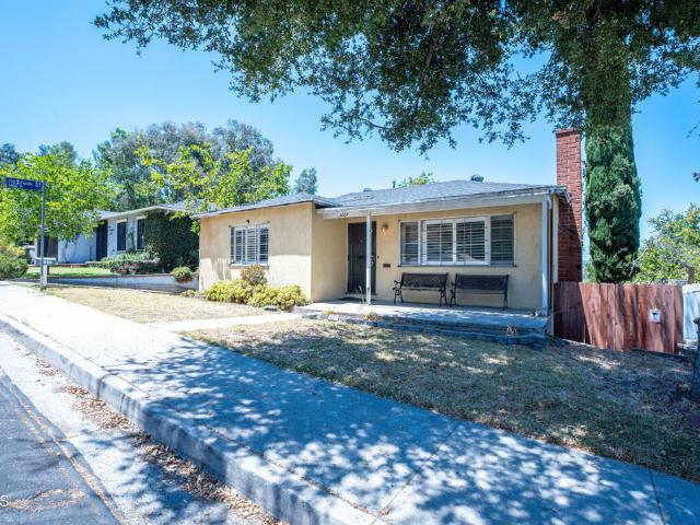 House for sale in Canoga Park, California