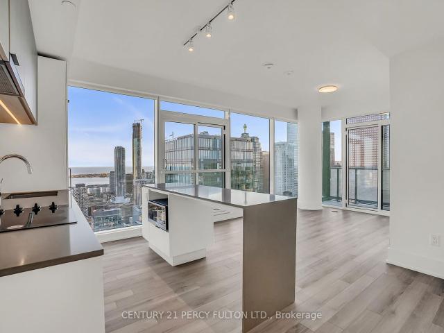 Condo for rent in Toronto, Golden Horseshoe