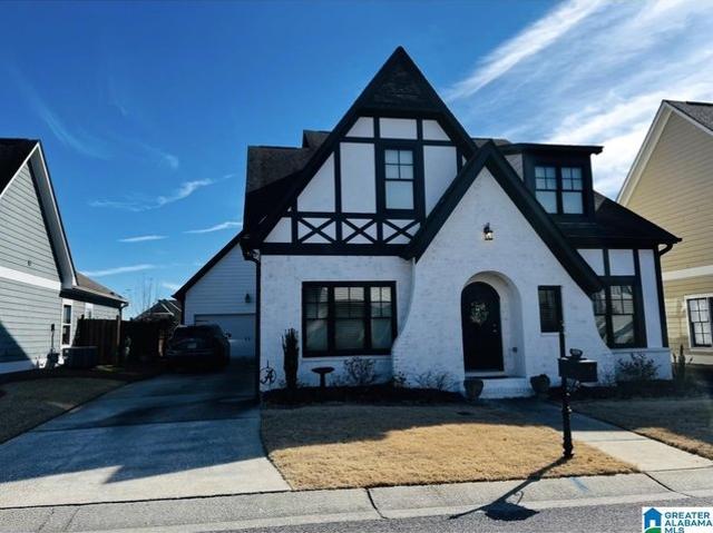 House for sale in Chelsea, Alabama