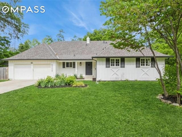 House for sale in Prairie Village