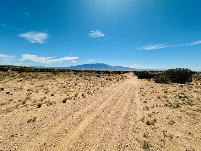 Land for sale in Rio Rancho, New Mexico