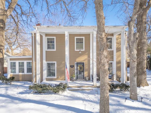 House for sale in Cerro Gordo, Iowa