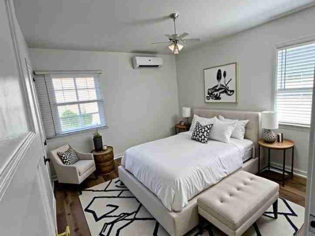 Apartment for rent in Canoga Park, California
