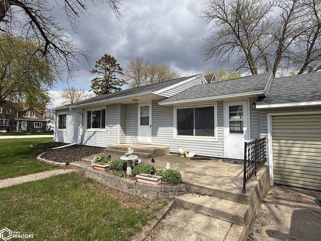 House for sale in Emmet, Iowa