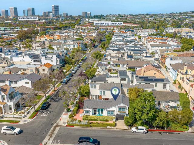 House for sale in Corona Del Mar, California