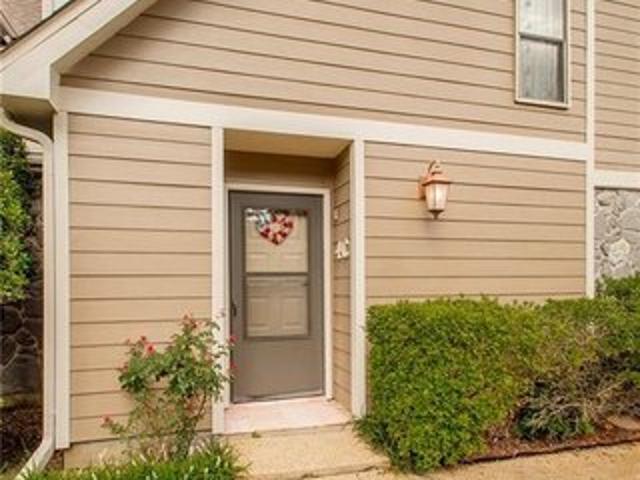 Condo for sale in Mandeville, Louisiana
