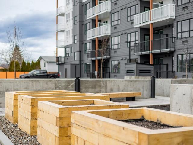 Apartment for rent in Winfield, British Columbia