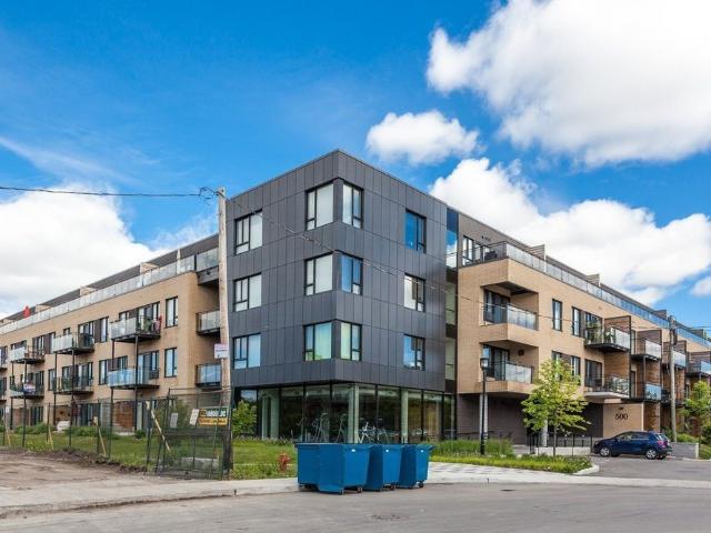 Apartment for rent in Dorval, Quebec