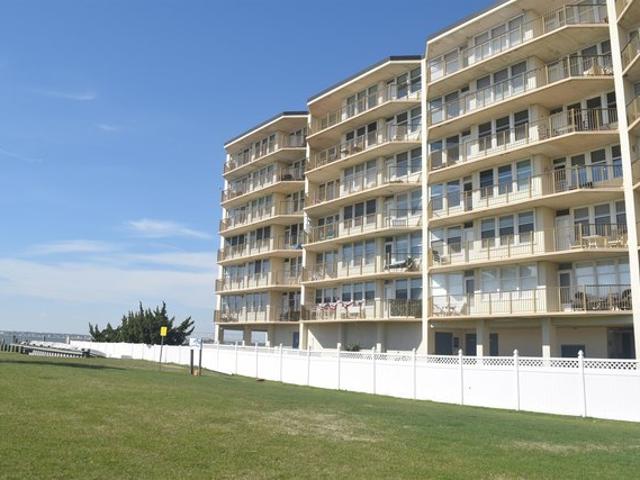 Condo for sale in Ocean City, New Jersey