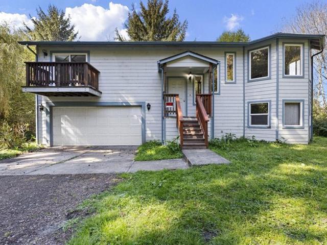 House for sale in Crescent City, Del Norte County