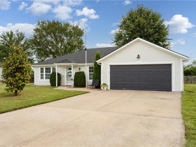 House for sale in Green Meadows, Peculiar