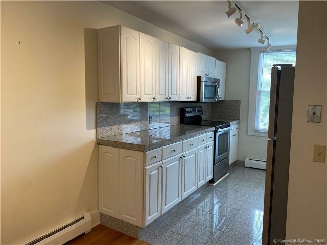 Townhouse for rent in New Haven