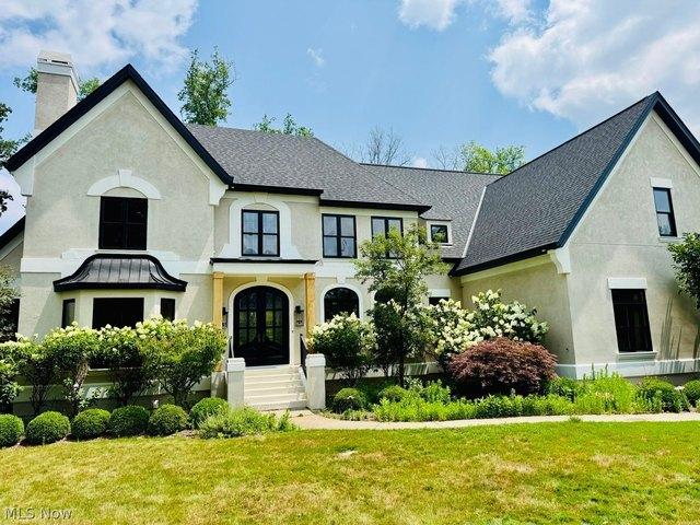 House for sale in Barrington, Aurora