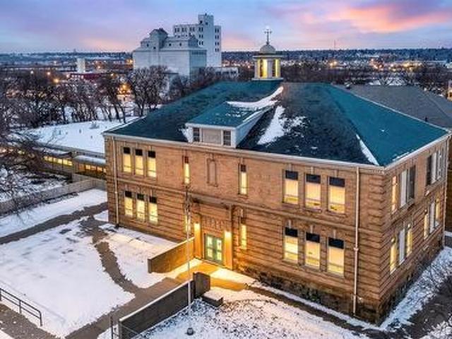 Commercial for rent in Moose Jaw, Saskatchewan