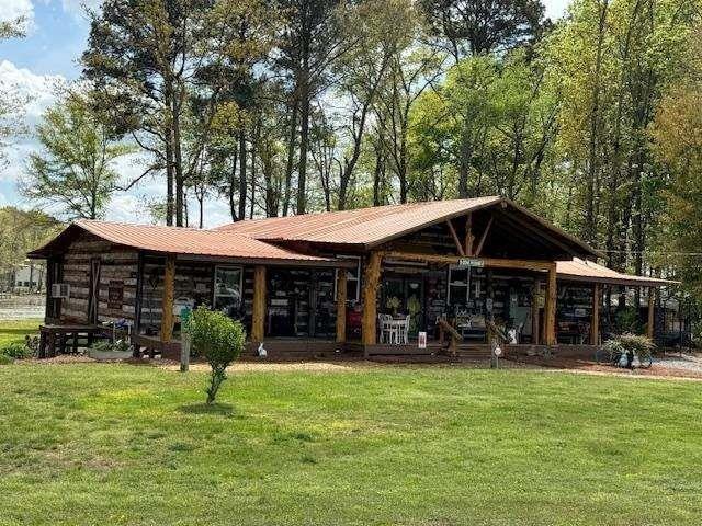 House for sale in Centre, Alabama