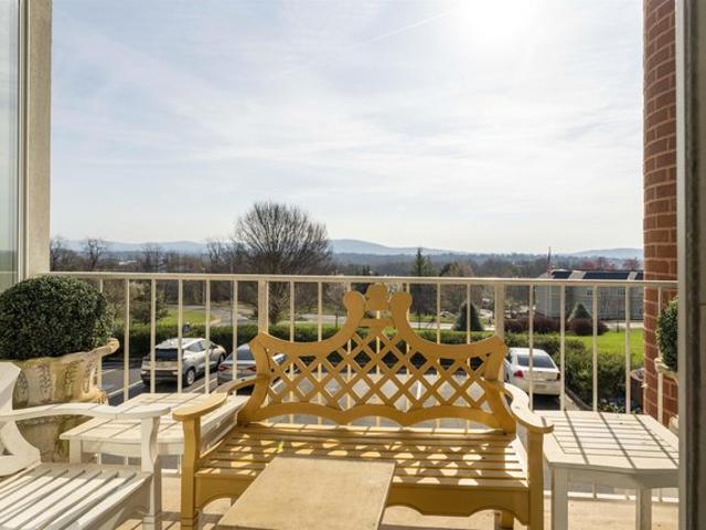 Condo for sale in Virginia