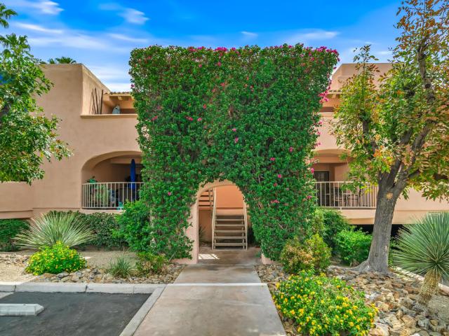 Condo for sale in Palm Springs, California