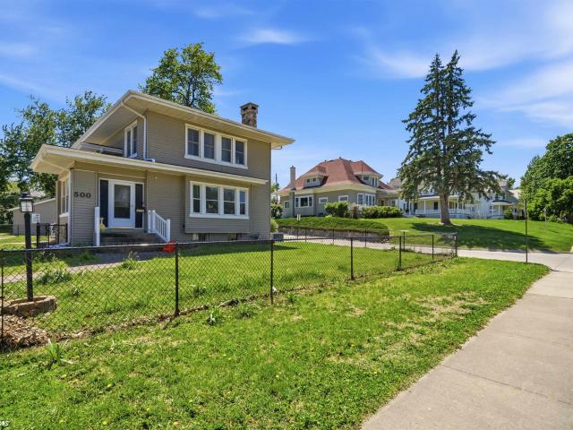 House for sale in Mount Pleasant, Iowa