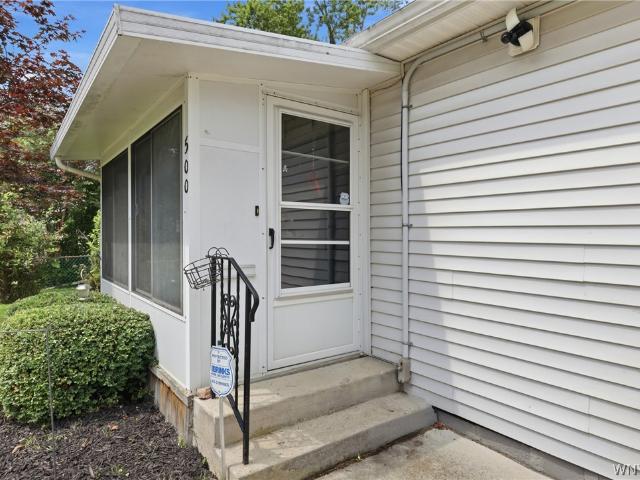 House for sale in Niagara, New York