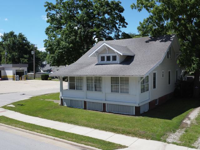 House for sale in Watseka, Illinois