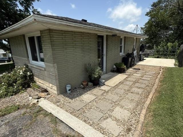 House for sale in Salem, Washington County