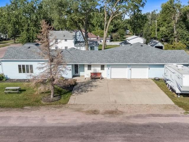 House for sale in Centerville, Turner County