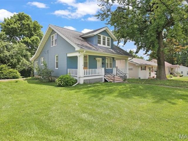 House for sale in Collinsville, Illinois