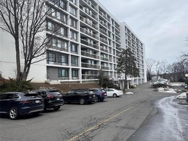Condo for sale in Hartsdale, New York