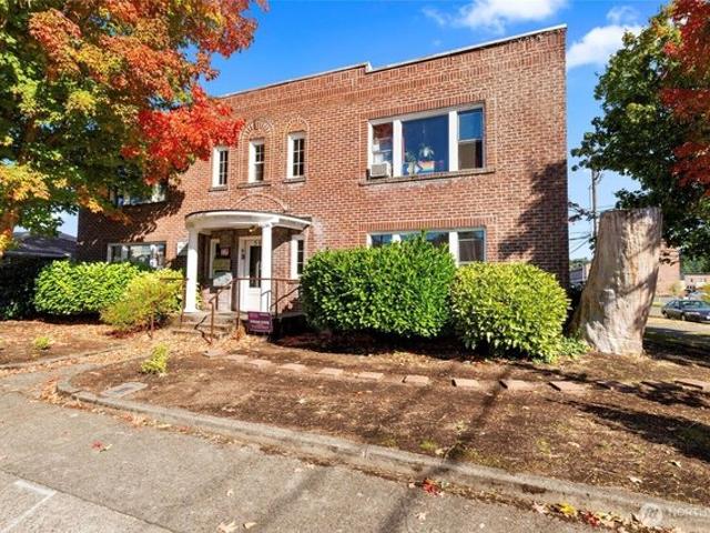 House for sale in Centralia, Lewis County