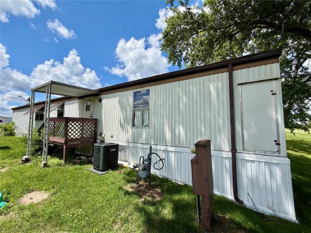 House for sale in Chariton, Iowa