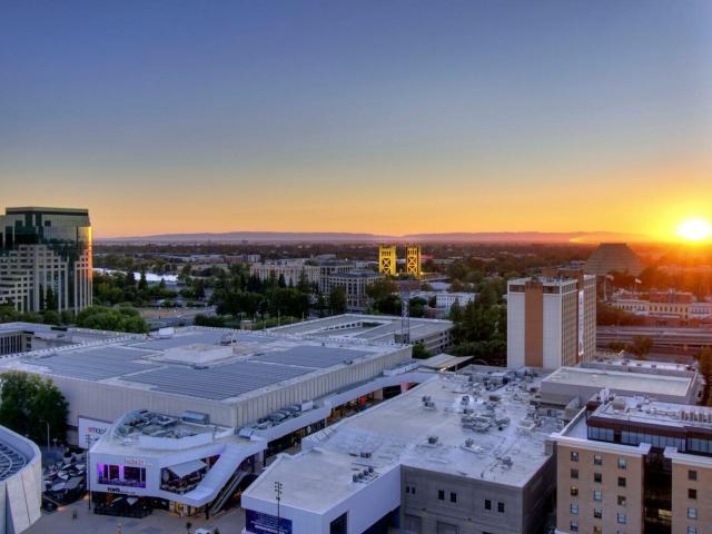 Condo for sale in Sacramento, Downtown