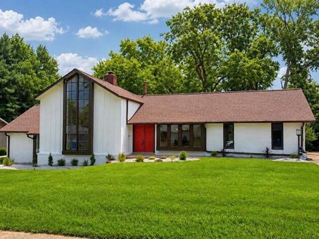 House for sale in Ballwin, Missouri