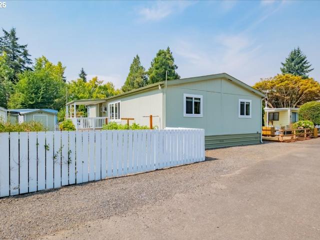 House for sale in Oregonia