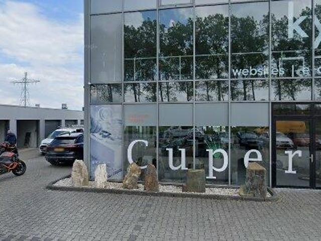 Bedrijfspand te huur in Groningen