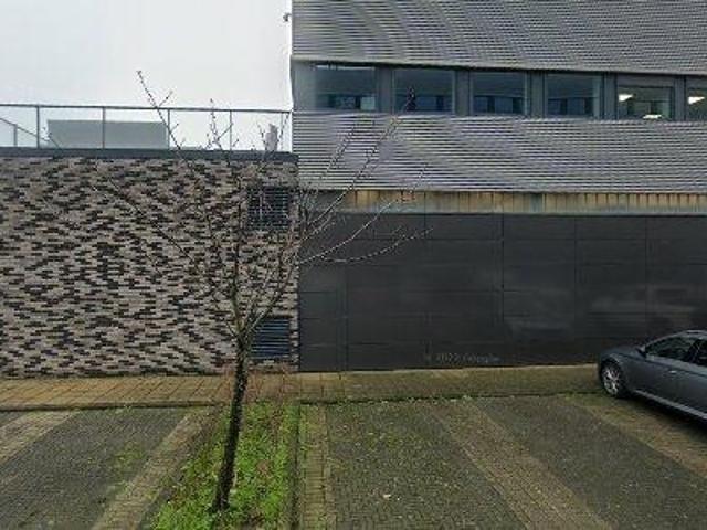 Bedrijfspand te huur in Lijnden, Noord Holland