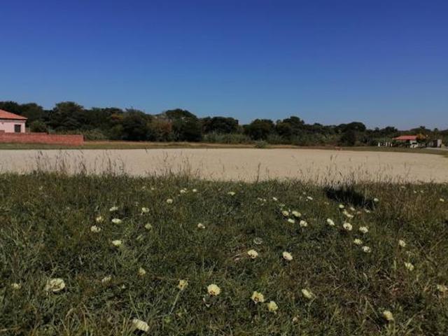 Land for sale in Hartbeespoort Dam Nature Reserve, North West