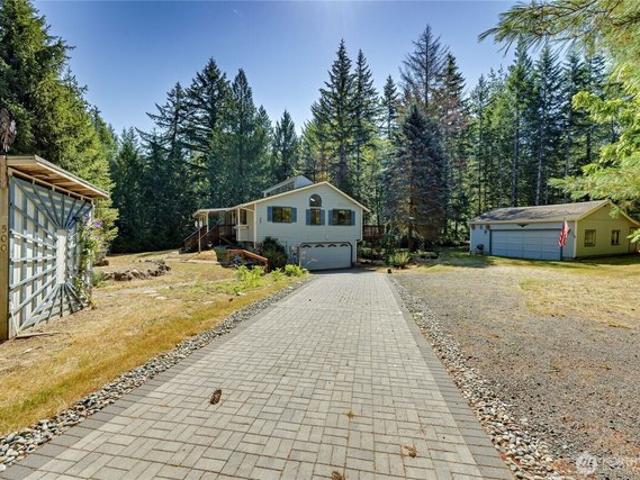 House for sale in Seabeck, Washington
