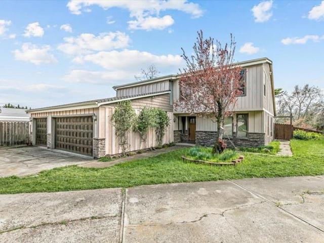 House for sale in Oregonia