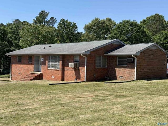 House for sale in Centre, Alabama