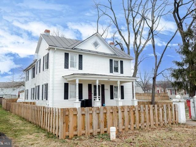 House for sale in Kearneysville, West Virginia