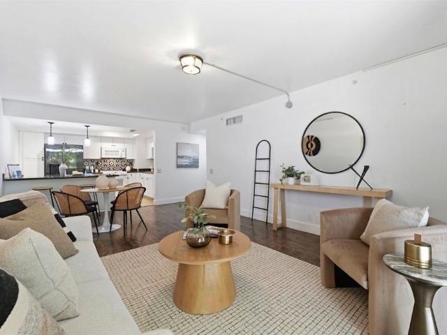 Condo for sale in Sacramento, California
