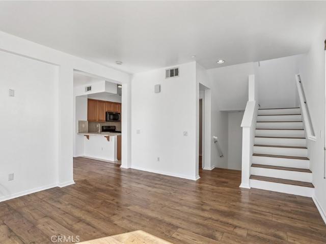Townhouse for sale in Compton, Los Angeles County